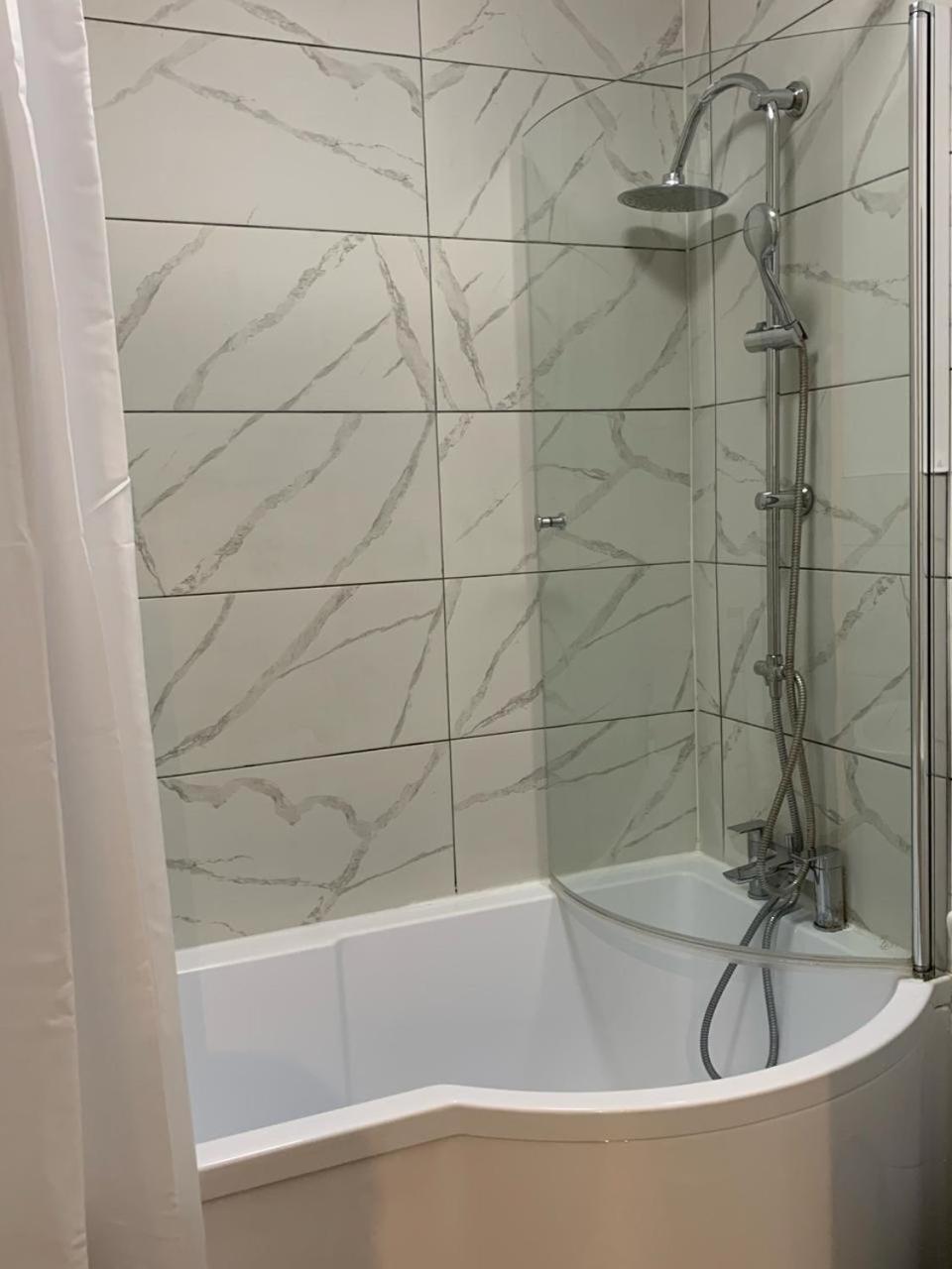 Apartmán Cobbold Court Share Flat Londýn Exteriér fotografie